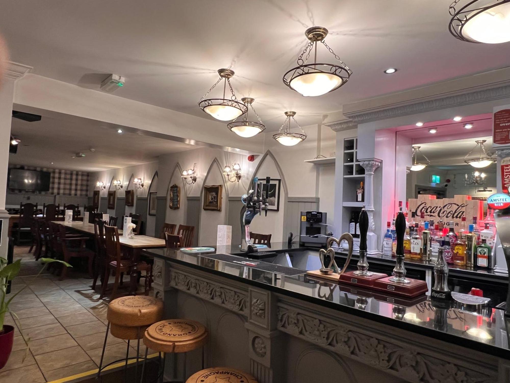 The Bell Shifnal Hotel Buitenkant foto